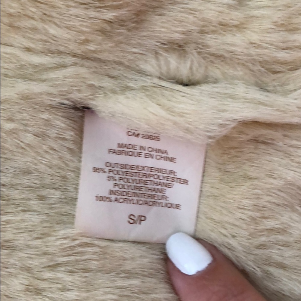 Guess Jacket - Picture 6 of 6
